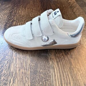 Isabel Marant Womens Sneakers in Chalk and Silver